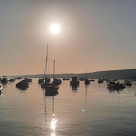 Arvonia Sleeps 7, Sea Views, Dog Friendly Villa Нюкий Екстериор снимка