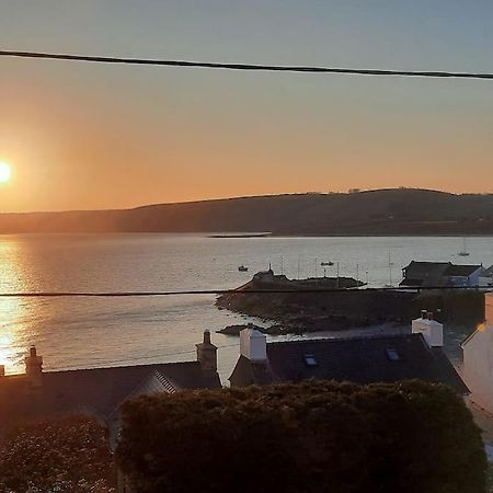 Arvonia Sleeps 7, Sea Views, Dog Friendly Villa Нюкий Екстериор снимка