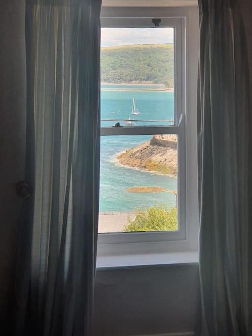 Arvonia Sleeps 7, Sea Views, Dog Friendly Villa Нюкий Екстериор снимка