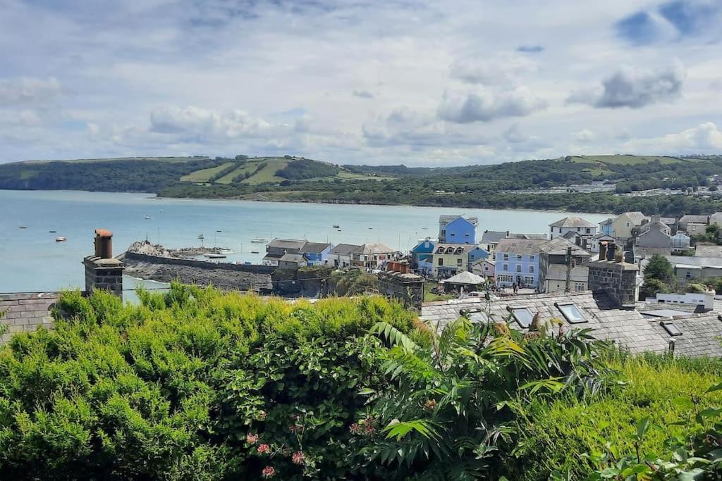 Arvonia Sleeps 7, Sea Views, Dog Friendly Villa Нюкий Екстериор снимка