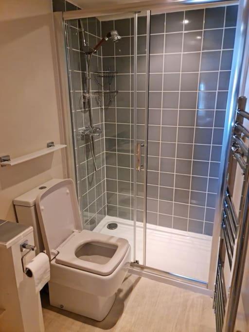 Arvonia Sleeps 7, Sea Views, Dog Friendly Villa Нюкий Екстериор снимка